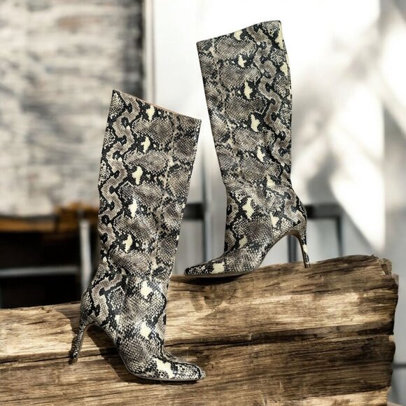 STEVE MADDEN Kimari Snake Print Pull On Heels Boots Size 9 - Picture 1 of 10